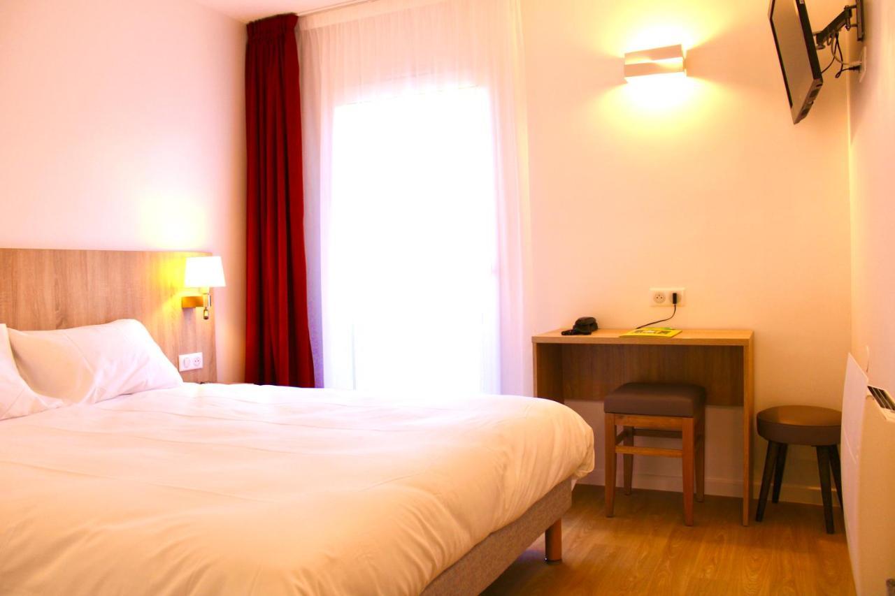 Hotel Aux Lys De 3*