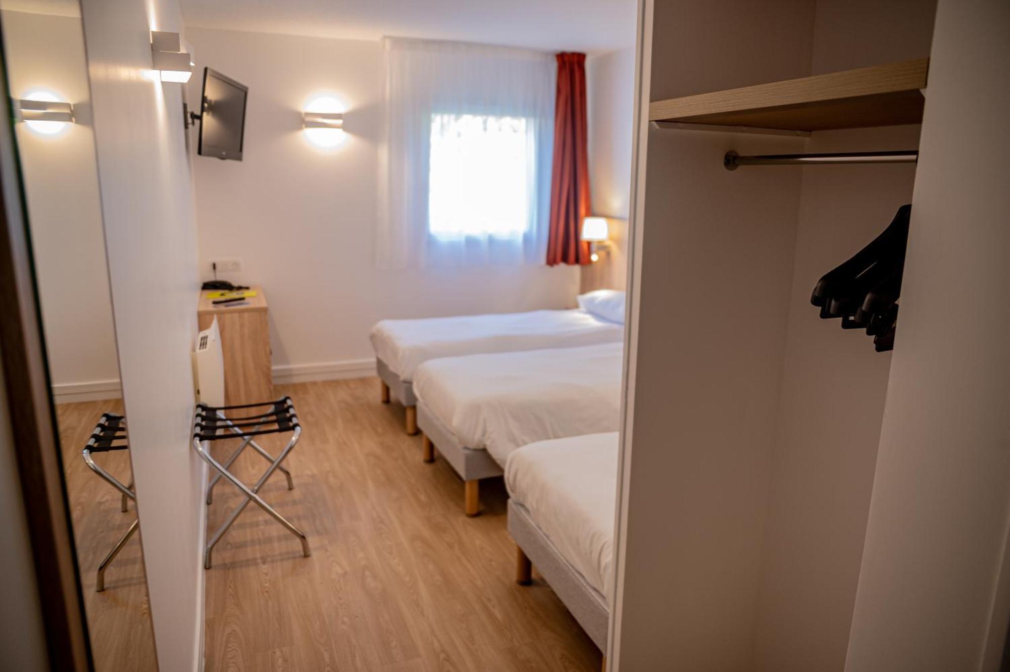 Hotel Aux Lys De Chablis